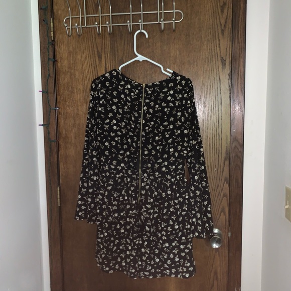 Romper - Picture 2 of 3